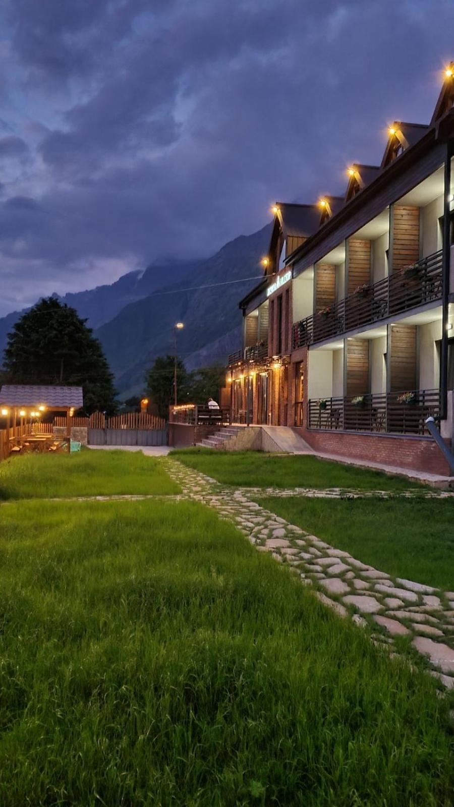 Hilltop Kazbegi Екстер'єр фото